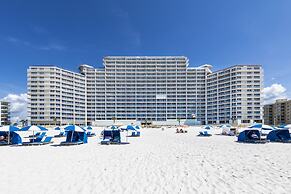 Lighthouse Condos by Hosteeva