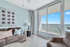 Lighthouse Condos by Hosteeva