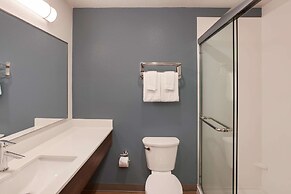 WoodSpring Suites Houston 288 South Medical Center