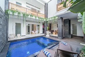 Puri Bagus Villa Legian Kuta