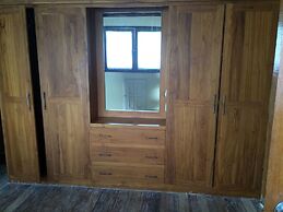 Lutwala Dive and Bungalows