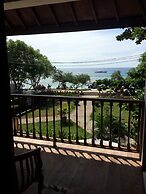 Lutwala Dive and Bungalows