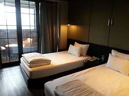HI Design Hotel