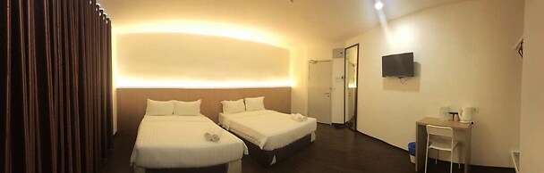 Place2Stay Business Hotel @ Metrocity