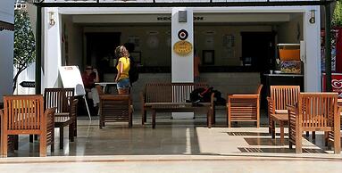 Grand Asa Family Suites