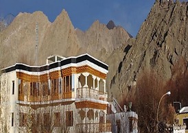 Karakoram Hotel