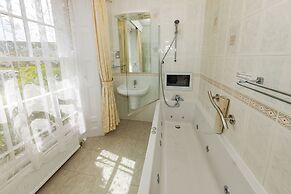 Haddon House Hotel