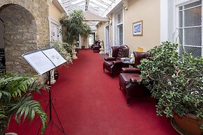 Haddon House Hotel