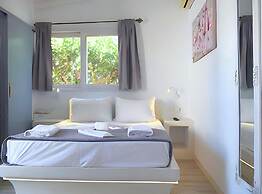 Tinos Heritage Plateia