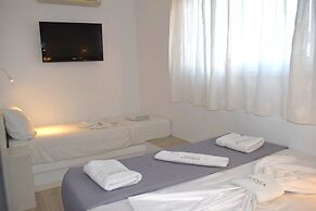 Tinos Heritage Plateia