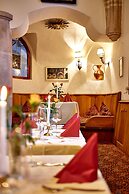 Alpenrose Traditionsgasthof Mittenwald