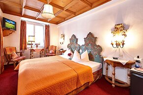 Alpenrose Traditionsgasthof Mittenwald