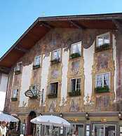Alpenrose Traditionsgasthof Mittenwald