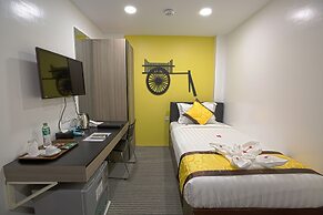 Holiday Season Motel