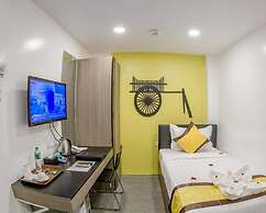 Holiday Season Motel