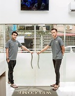 Holiday Season Motel