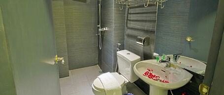 Holiday Season Motel