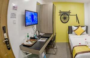 Holiday Season Motel