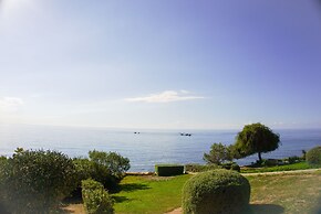 Beachfront Azura Sunrise