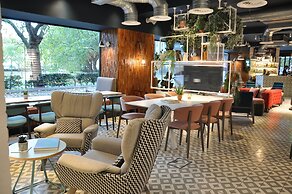 room2 Southampton Hometel