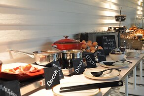 room2 Southampton Hometel