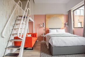 room2 Southampton Hometel