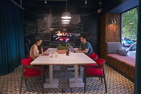 room2 Southampton Hometel