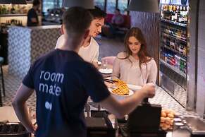 room2 Southampton Hometel