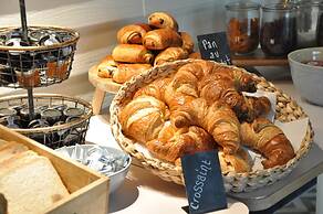 room2 Southampton Hometel