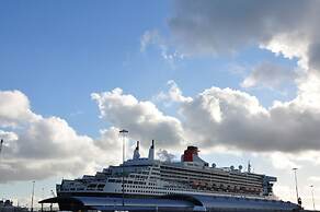 room2 Southampton Hometel