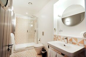 room2 Southampton Hometel