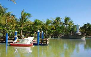 Swan Lake Villa Resort