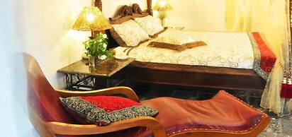 Swan Lake Villa Resort