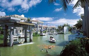 Swan Lake Villa Resort