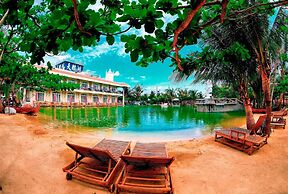 Swan Lake Villa Resort