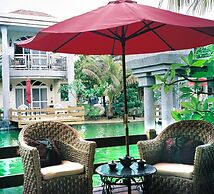 Swan Lake Villa Resort