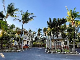 Swan Lake Villa Resort