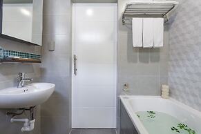 La Regatta Boutique Residences