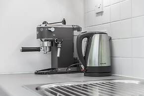 Point West Apartments Gloucester Road