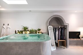 Elements of Caldera Suites