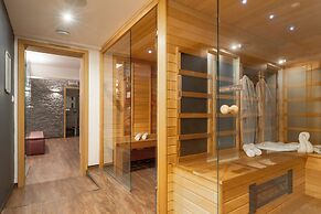 Onyx Luxury