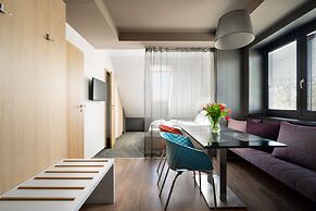 Onyx Luxury
