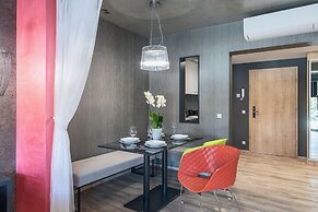 Onyx Luxury