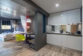 Onyx Luxury