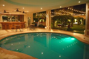 Hotel Palacio Maya