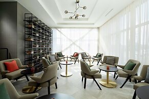 DoubleTree by Hilton Montreal Airport