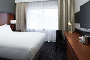 DoubleTree by Hilton Montreal Airport