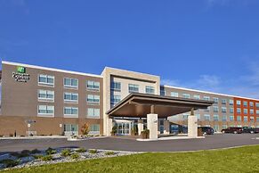 Holiday Inn Express Grand Rapids Airport North, an IHG Hotel