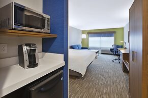 Holiday Inn Express Grand Rapids Airport North by IHG