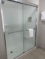 Holiday Inn Express Grand Rapids Airport North by IHG